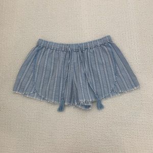 Medium flowy shorts